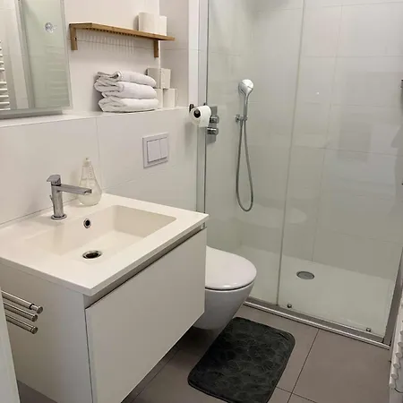 Cloche D'or Sleeps 2