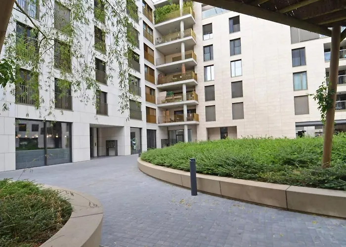 Cloche D'or Sleeps 2 Lejlighed *